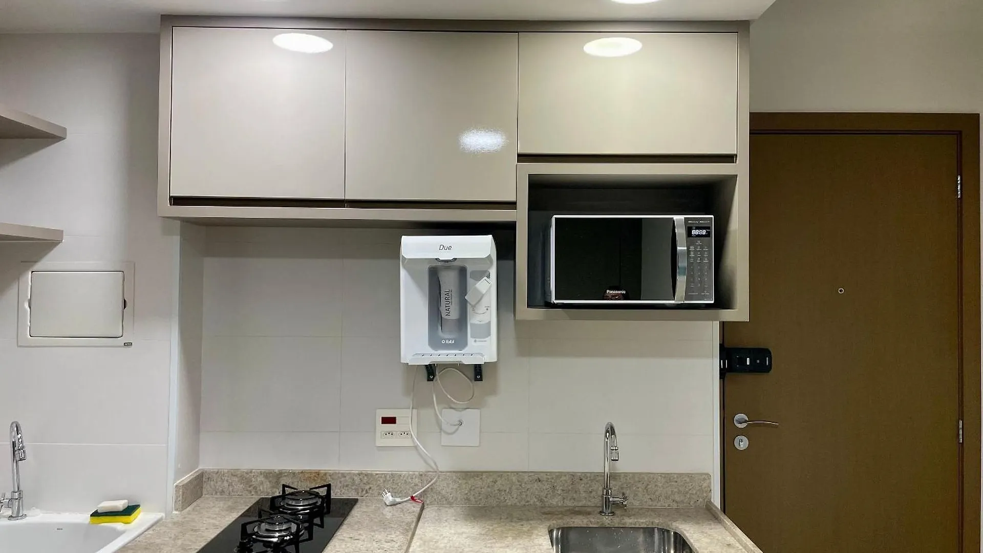 Apartamento De Alto Padrao Com Varanda Brasilia 0*,