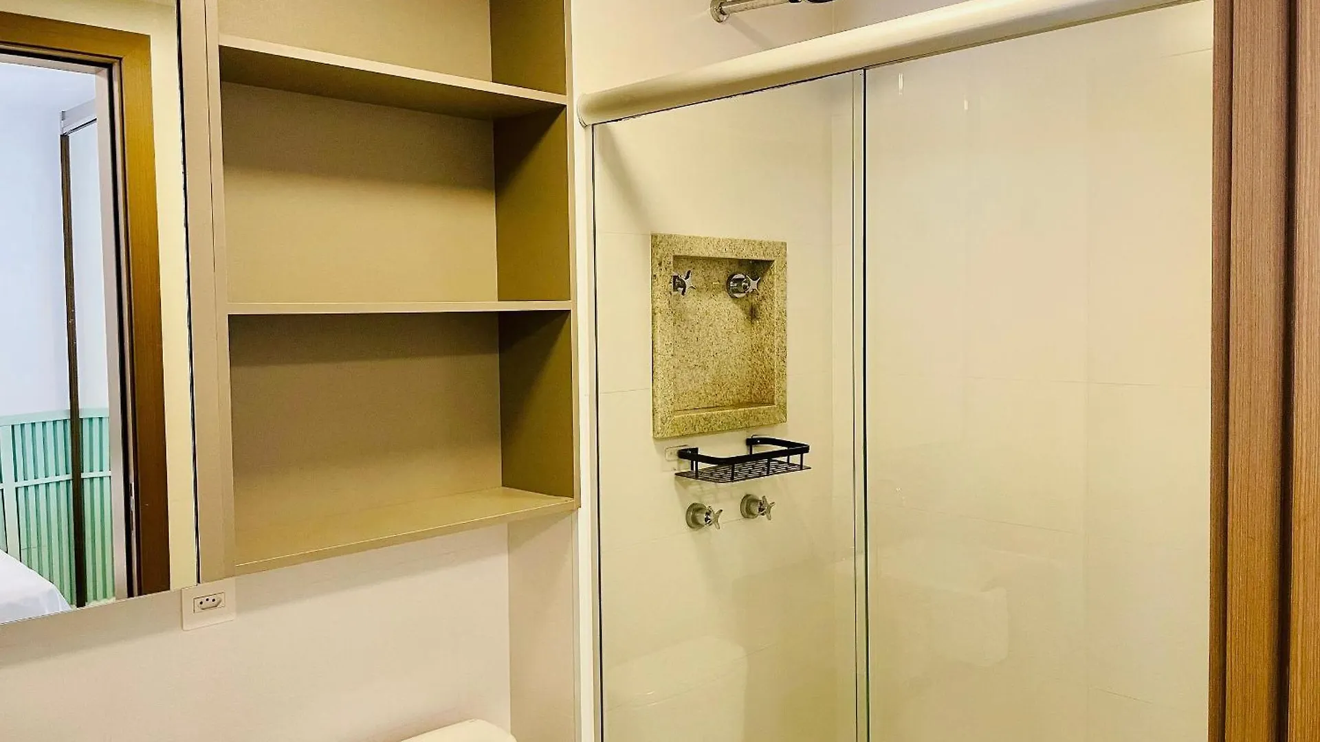 Apartamento De Alto Padrao Com Varanda Brasilia